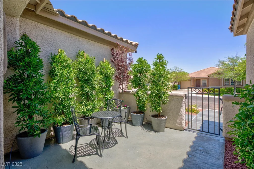 85 Alerion, Las Vegas, NV 89138