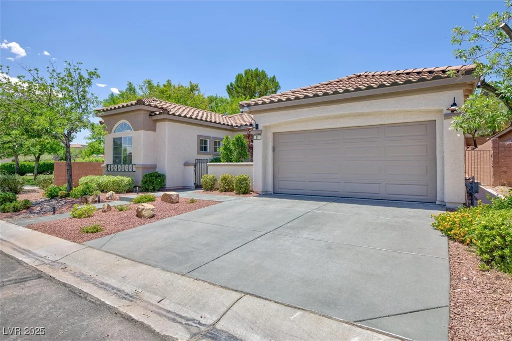 85 Alerion, Las Vegas, NV 89138