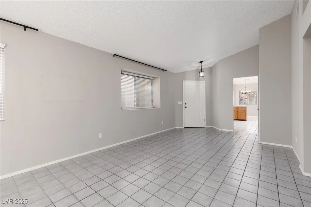 1048 Overture, Las Vegas, NV 89123