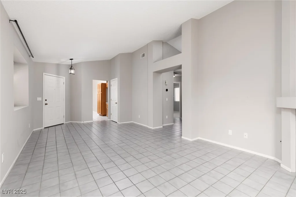 1048 Overture, Las Vegas, NV 89123