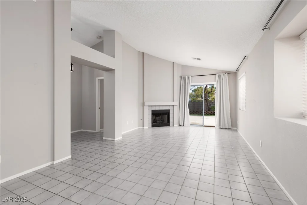 1048 Overture, Las Vegas, NV 89123