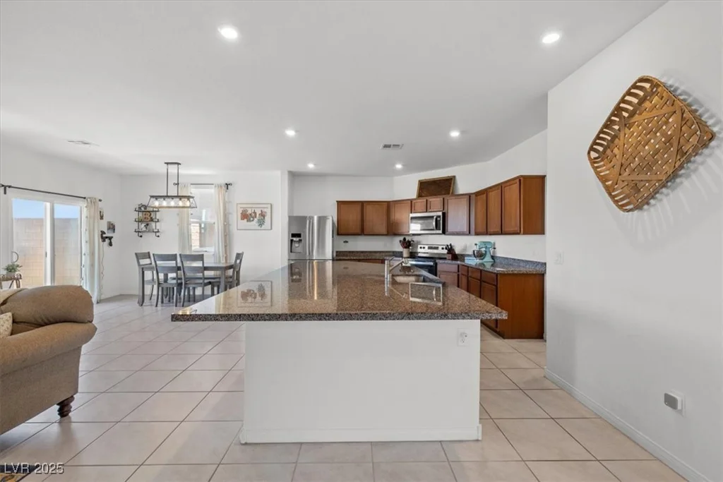 406 Bridal Veil Falls, Indian Springs, NV 89018