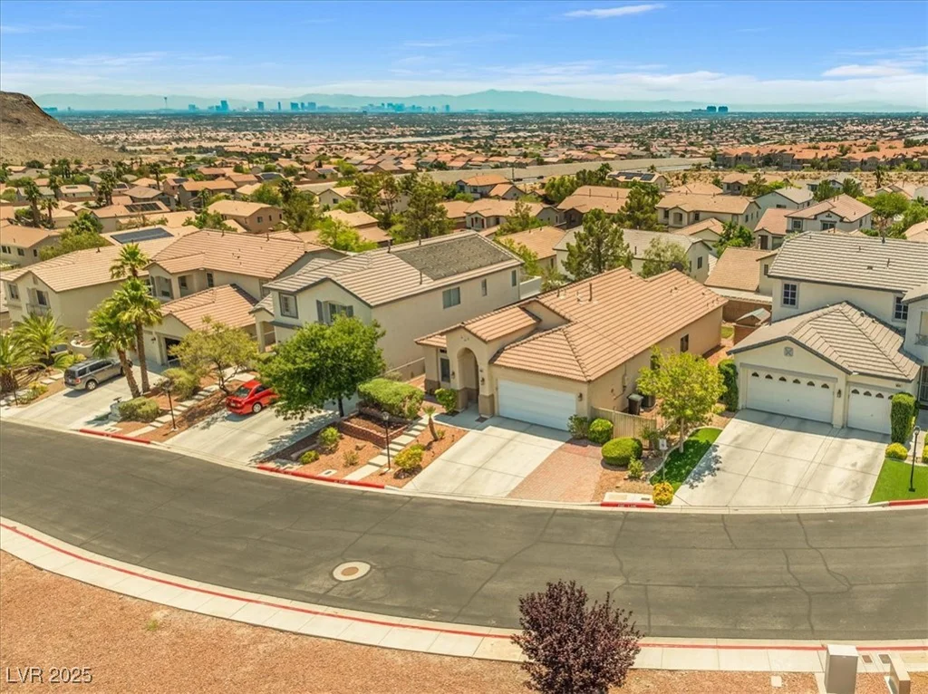 10537 Haileville, Las Vegas, NV 89129