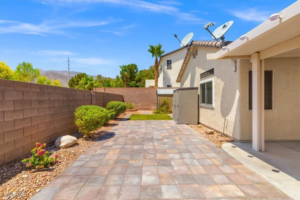10537 Haileville, Las Vegas, NV 89129