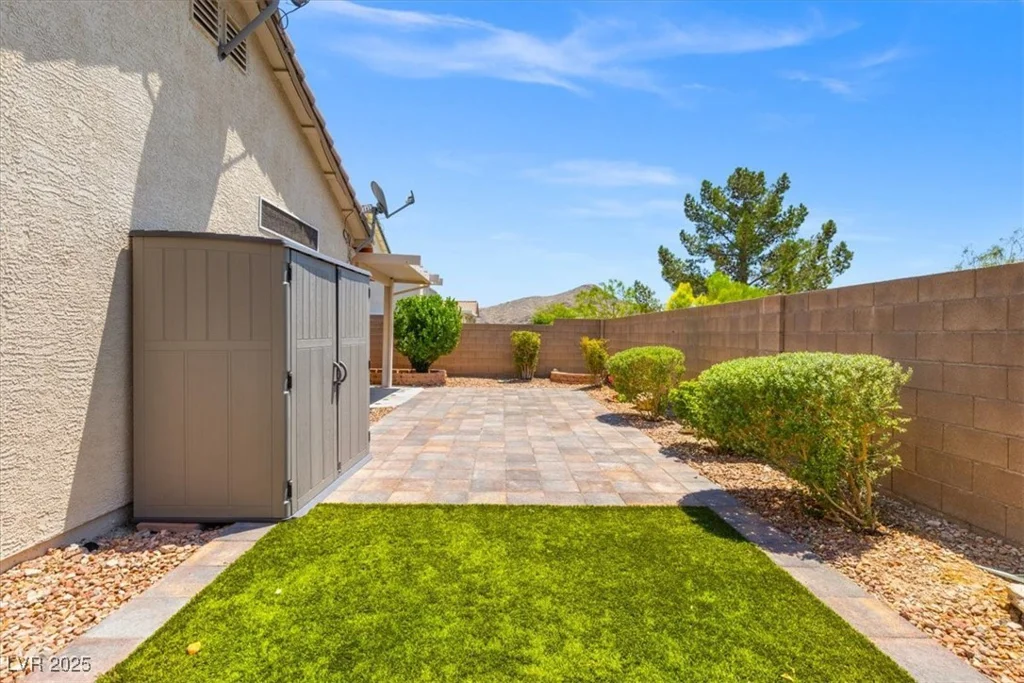 10537 Haileville, Las Vegas, NV 89129