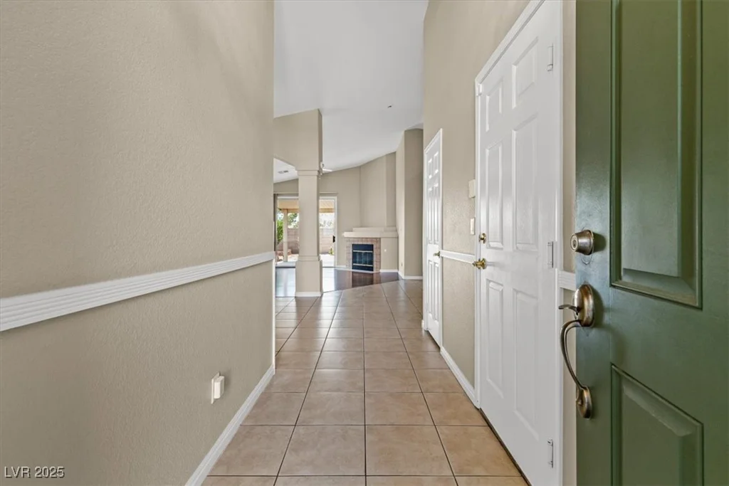 10537 Haileville, Las Vegas, NV 89129