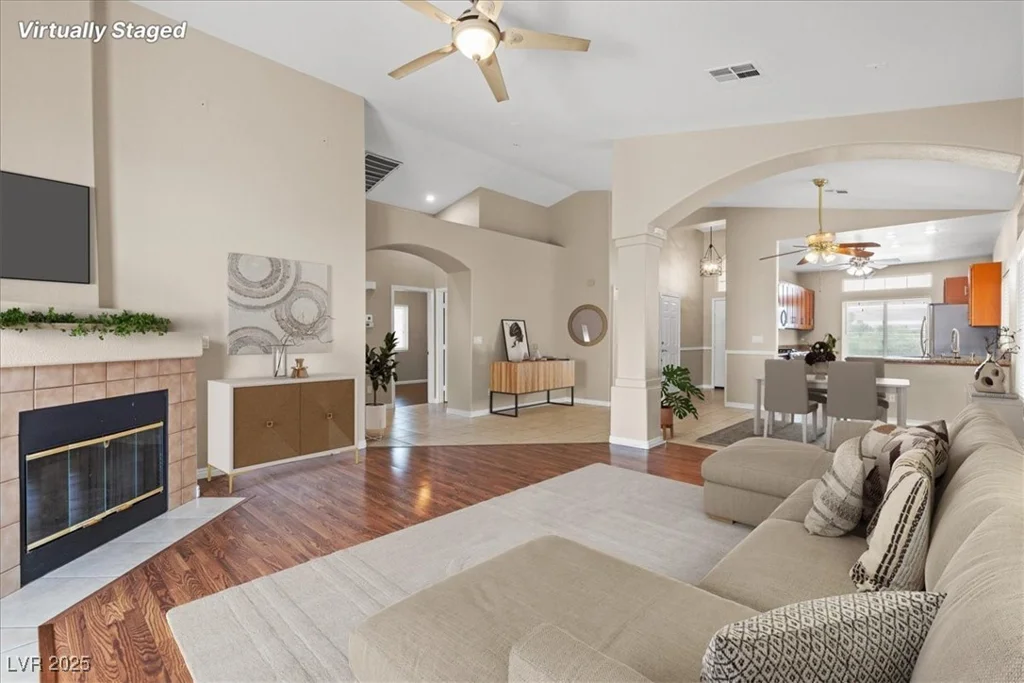 10537 Haileville, Las Vegas, NV 89129
