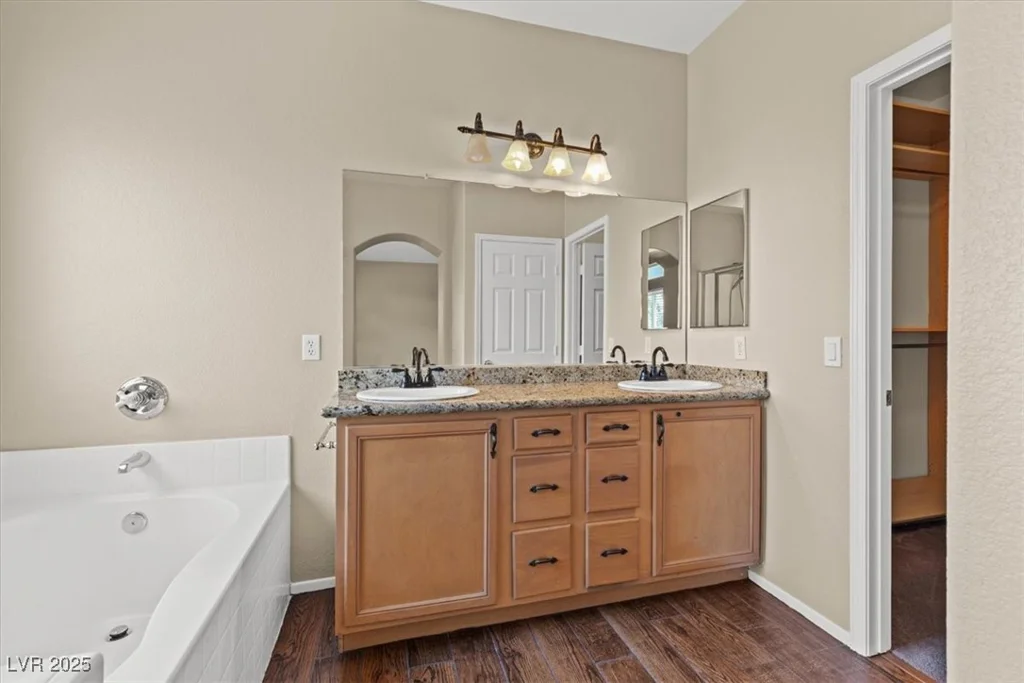 10537 Haileville, Las Vegas, NV 89129
