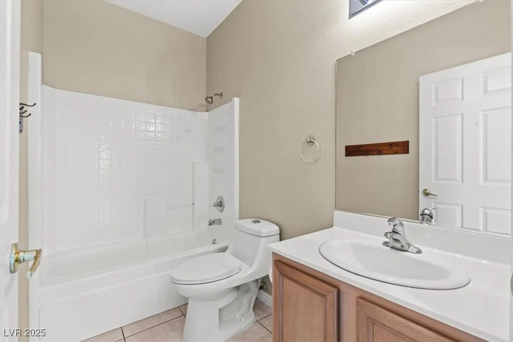 10537 Haileville, Las Vegas, NV 89129
