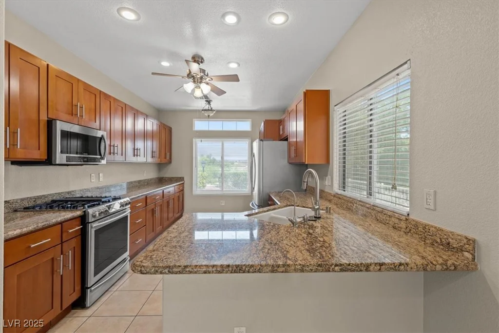 10537 Haileville, Las Vegas, NV 89129