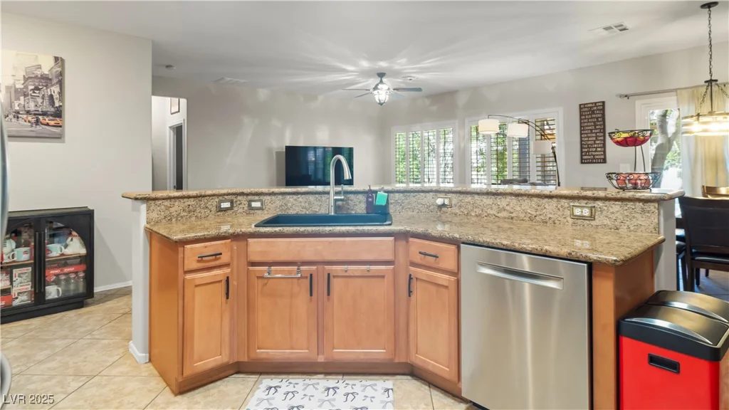 7723 Widewing, North Las Vegas, NV 89084