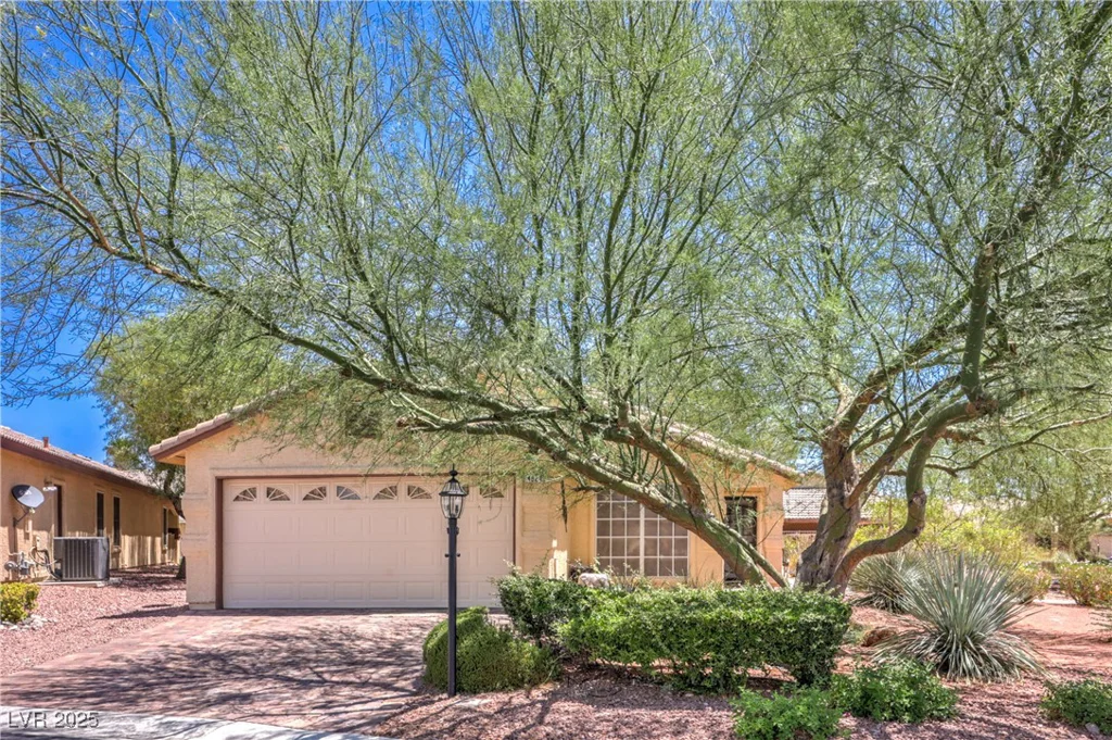 4824 Lawnwood, Las Vegas, NV 89130