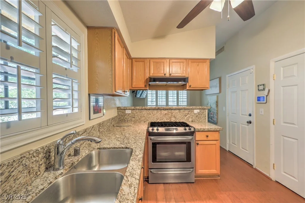 4824 Lawnwood, Las Vegas, NV 89130