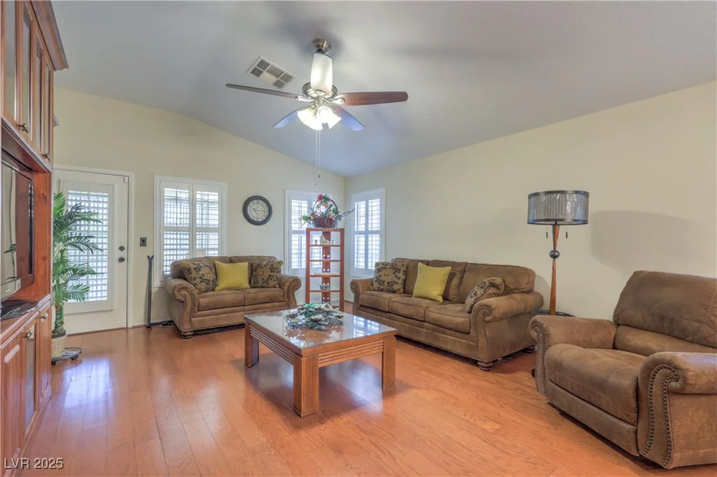 4824 Lawnwood, Las Vegas, NV 89130
