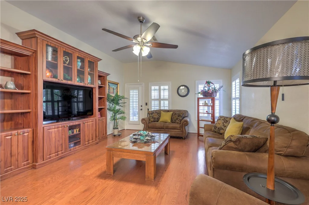 4824 Lawnwood, Las Vegas, NV 89130