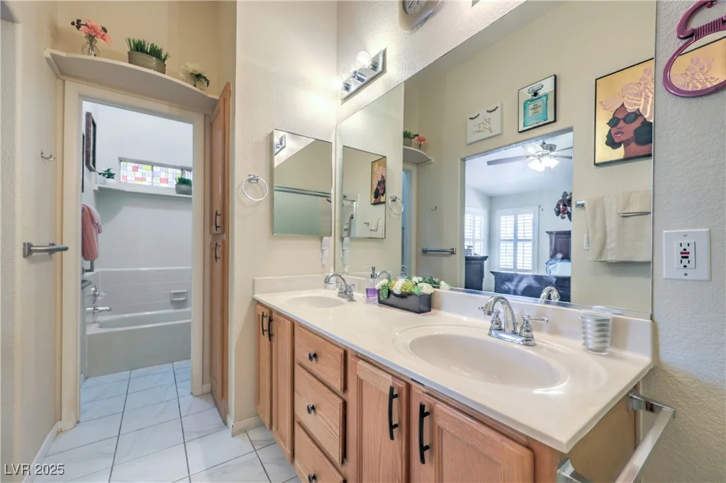 4824 Lawnwood, Las Vegas, NV 89130
