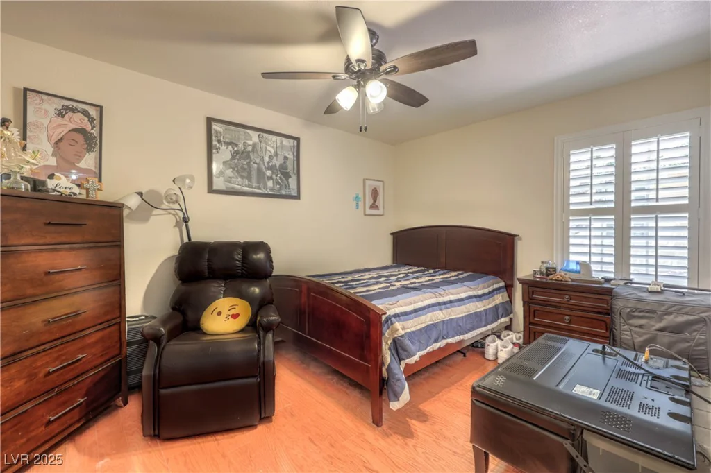 4824 Lawnwood, Las Vegas, NV 89130