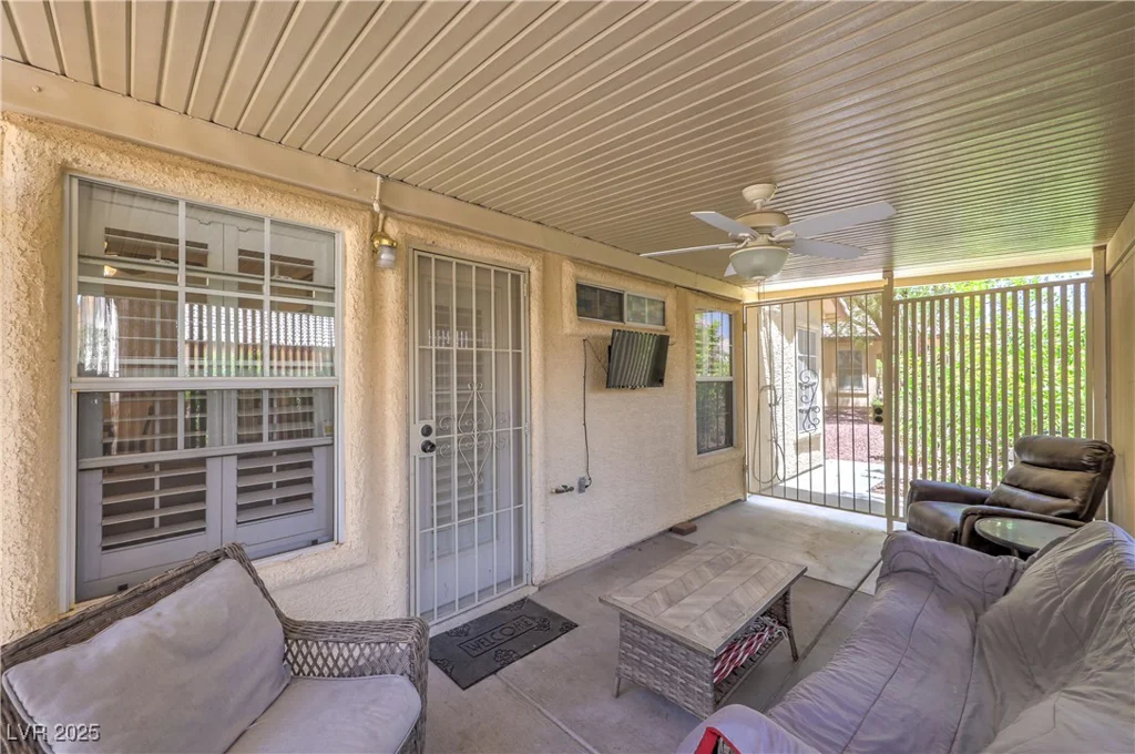 4824 Lawnwood, Las Vegas, NV 89130