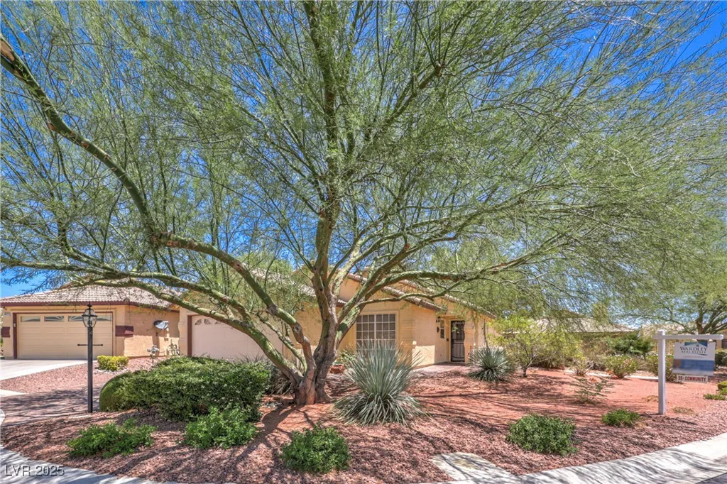 4824 Lawnwood, Las Vegas, NV 89130