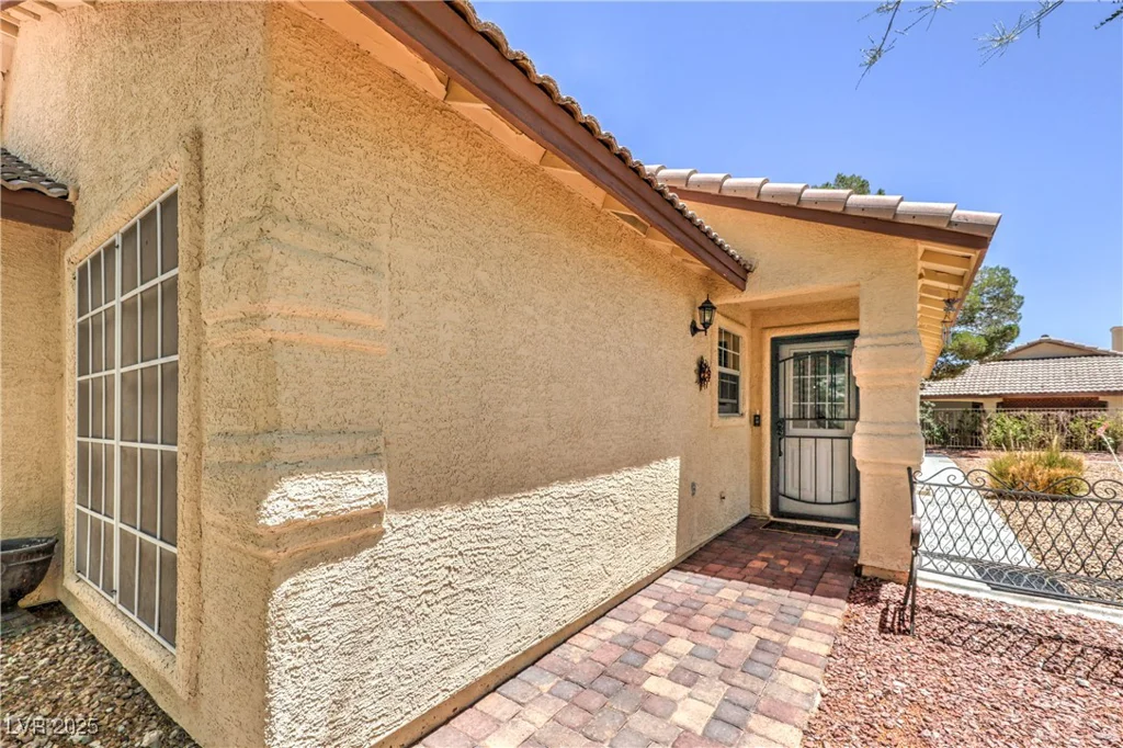 4824 Lawnwood, Las Vegas, NV 89130