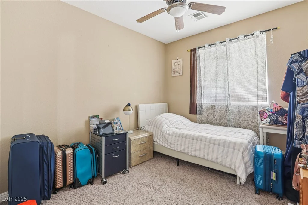 1172 Sloan, Las Vegas, NV 89110