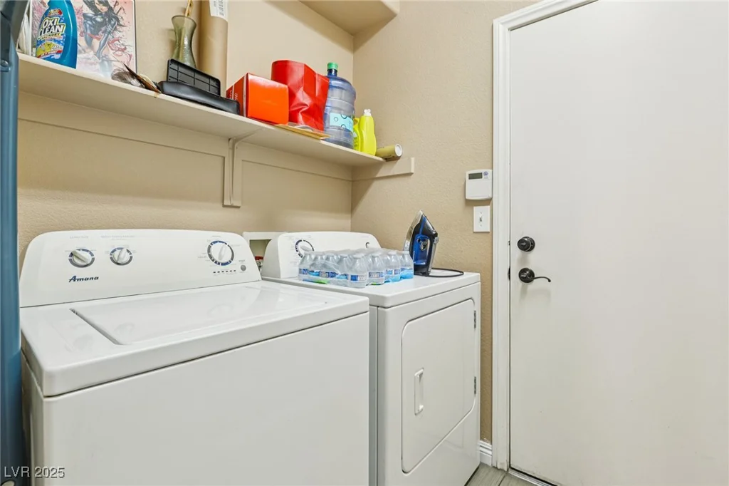 1172 Sloan, Las Vegas, NV 89110