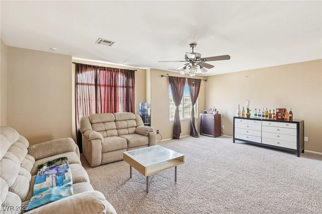 1172 Sloan, Las Vegas, NV 89110