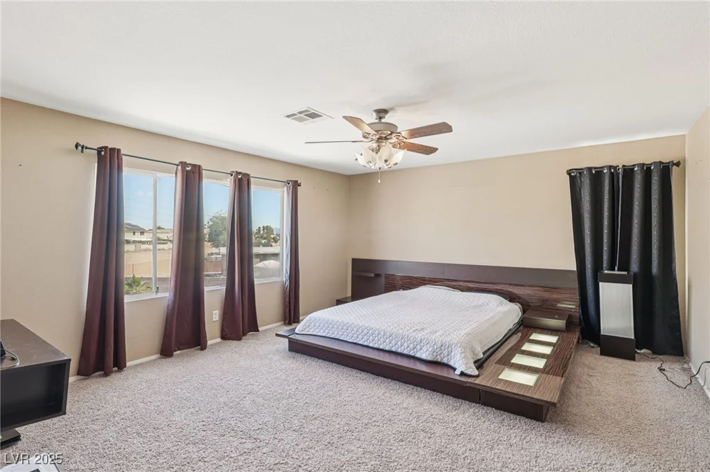 1172 Sloan, Las Vegas, NV 89110