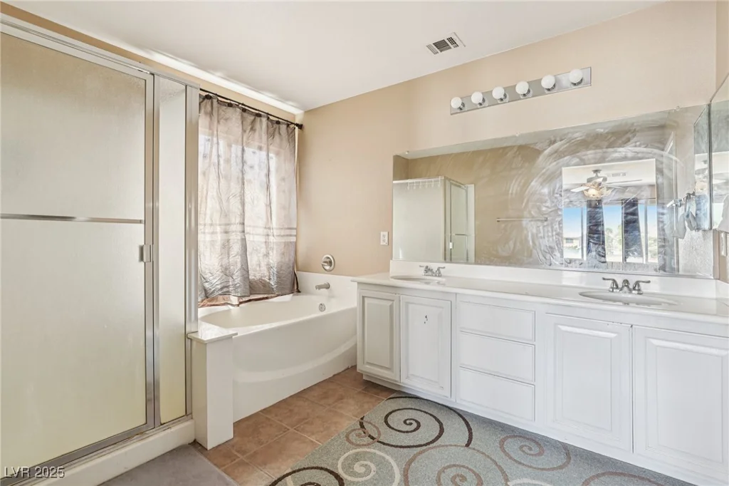1172 Sloan, Las Vegas, NV 89110