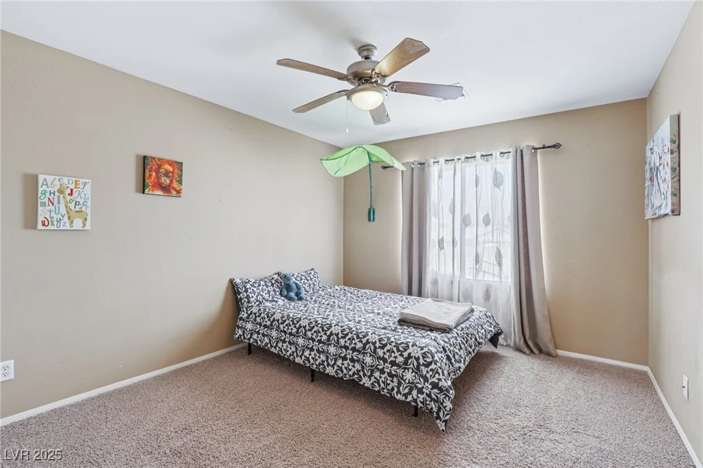 1172 Sloan, Las Vegas, NV 89110