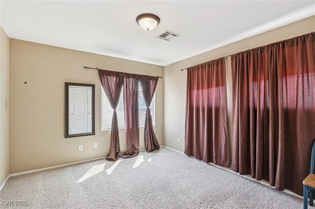 1172 Sloan, Las Vegas, NV 89110