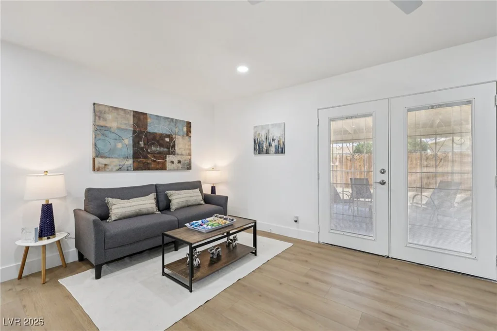 1940 Lexington, Las Vegas, NV 89106