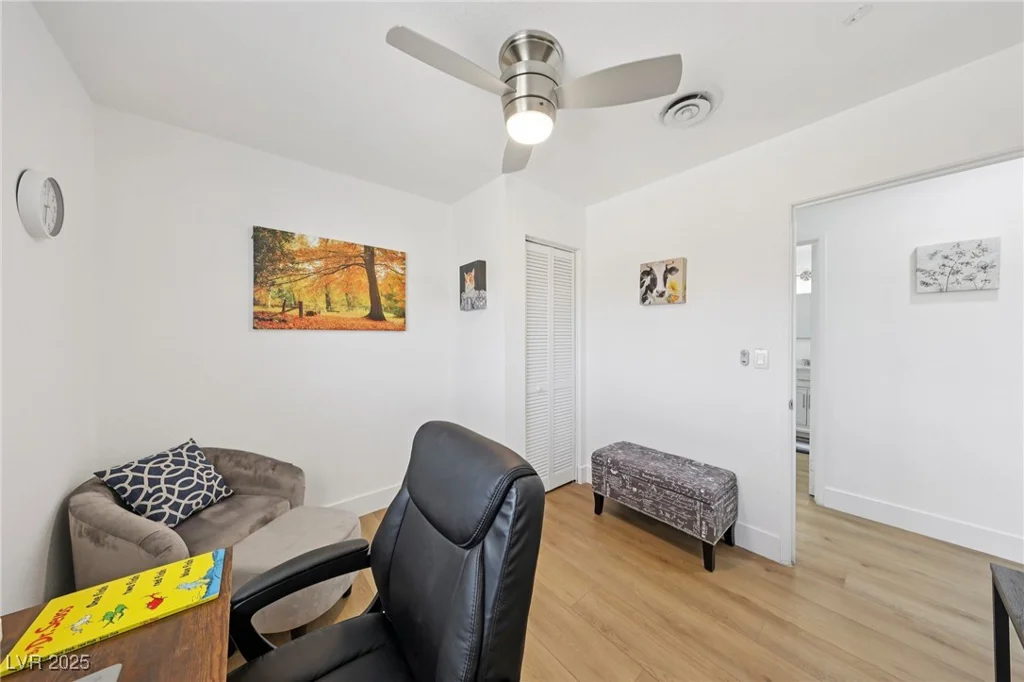 1940 Lexington, Las Vegas, NV 89106