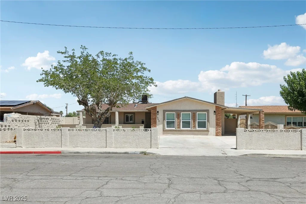 1940 Lexington, Las Vegas, NV 89106