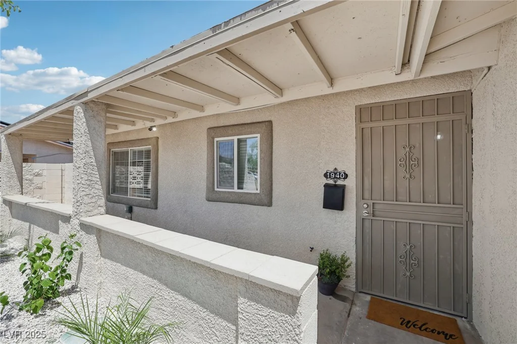 1940 Lexington, Las Vegas, NV 89106