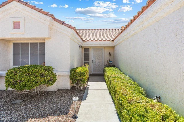 2552 Lotus Hill, Las Vegas, NV 89134