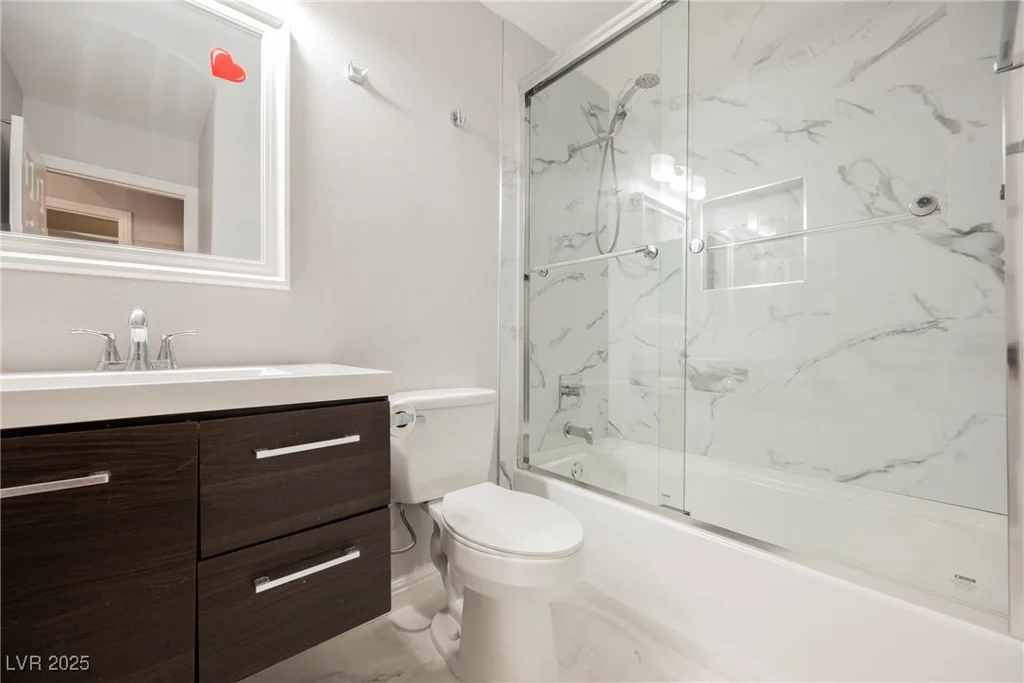 6552 Sweetzer, Las Vegas, NV 89108