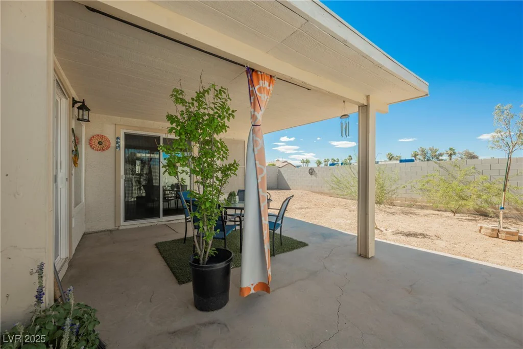 6552 Sweetzer, Las Vegas, NV 89108