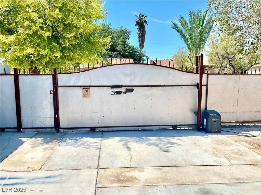 4662 Mohave, Las Vegas, NV 89104