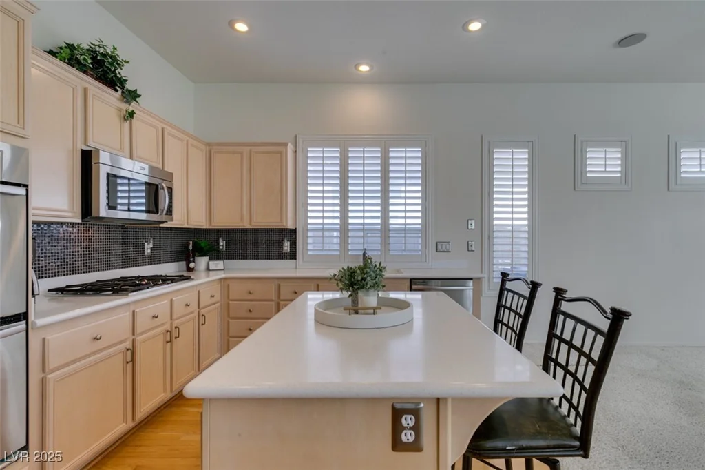 1414 Doggett, Las Vegas, NV 89123