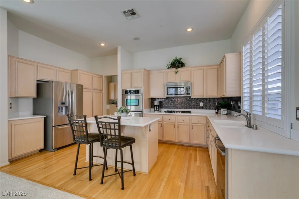 1414 Doggett, Las Vegas, NV 89123