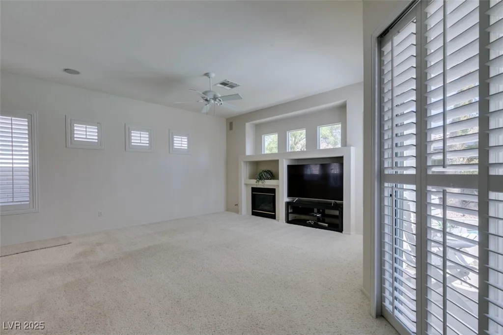 1414 Doggett, Las Vegas, NV 89123