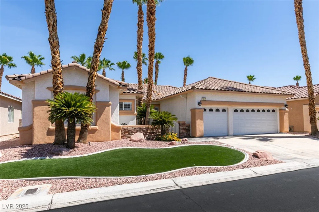 1414 Doggett, Las Vegas, NV 89123