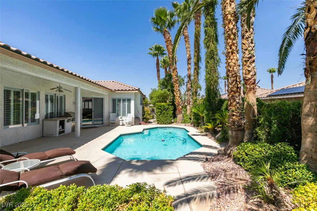 1414 Doggett, Las Vegas, NV 89123