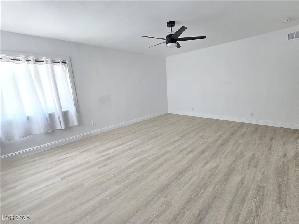 4324 El Conlon, Las Vegas, NV 89102