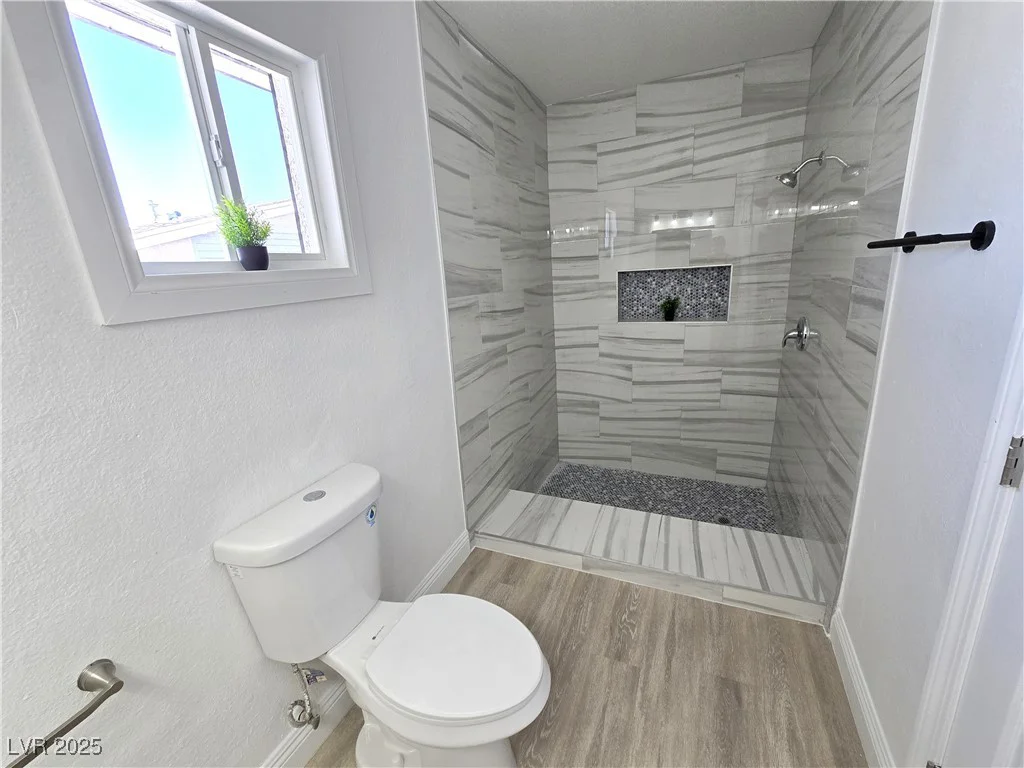 4324 El Conlon, Las Vegas, NV 89102