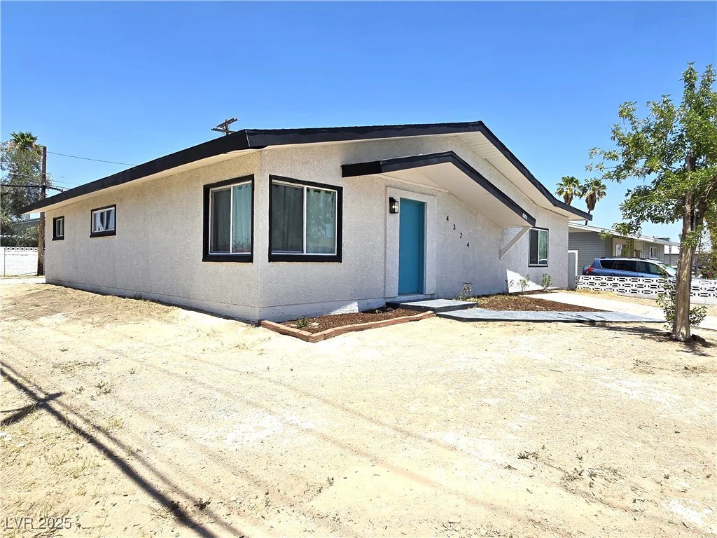 4324 El Conlon, Las Vegas, NV 89102