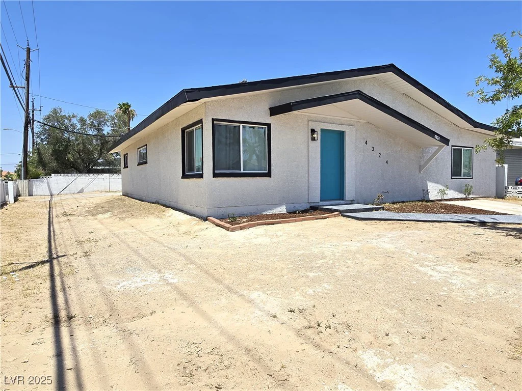 4324 El Conlon, Las Vegas, NV 89102