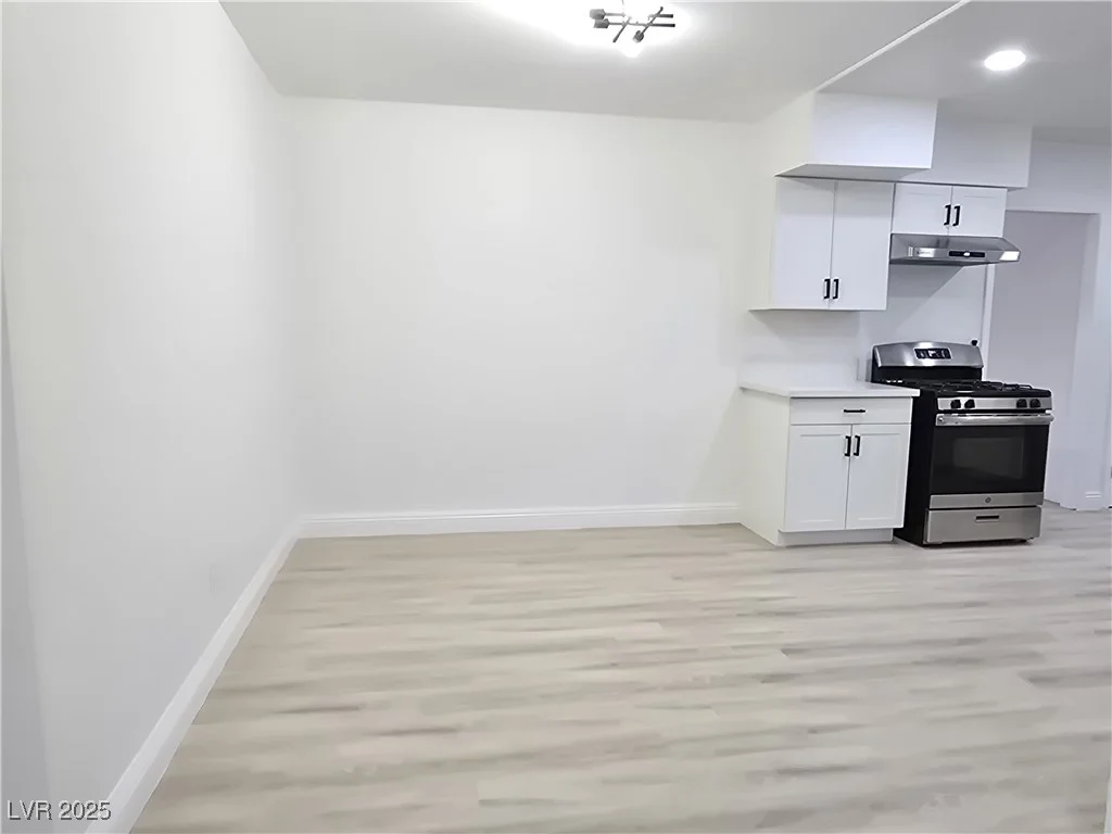 4324 El Conlon, Las Vegas, NV 89102