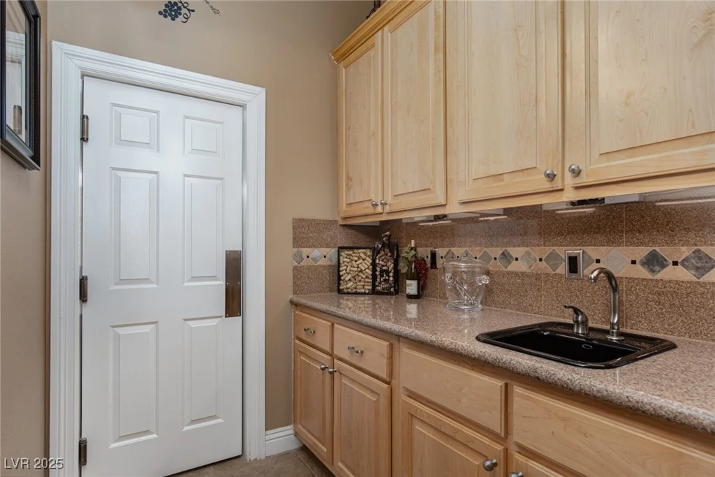 2195 Stage Stop, Henderson, NV 89052